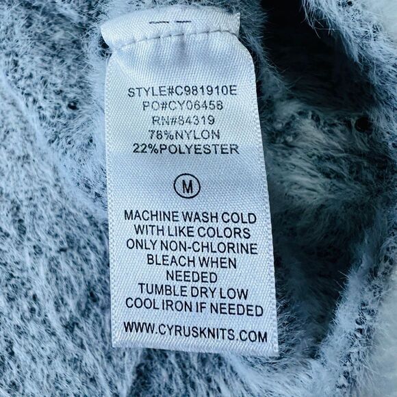 Cyrus fuzzy buffalo checkered plaid sweater. - Picture 6 of 6